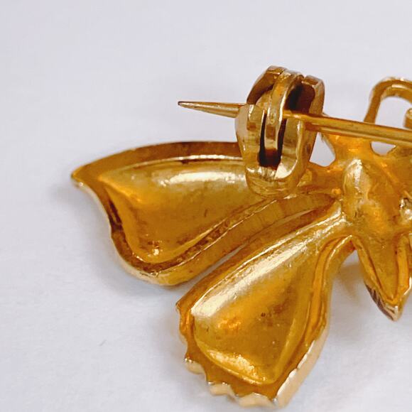 Mid Century Gold Tone Double Butterfly Brooch with Enamel Scrollwork Detail - Picture 8 of 8